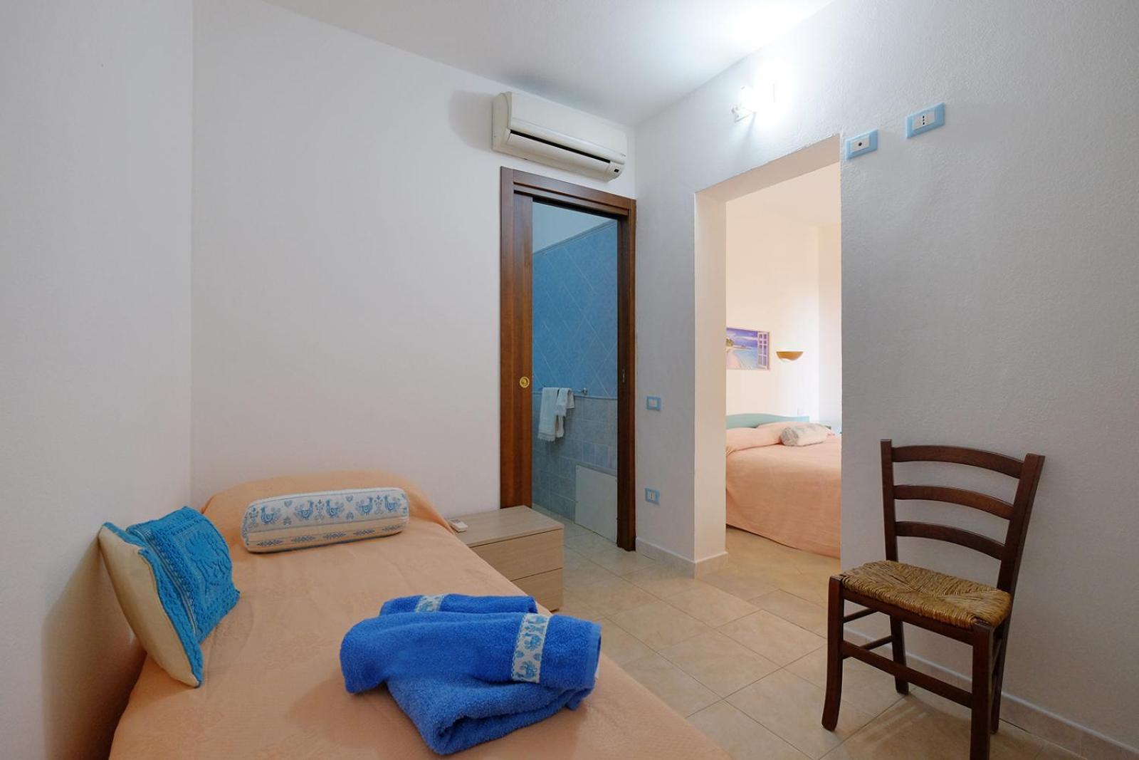 Su Nuraghe Hotell SantʼAnna Arresi Exteriör bild