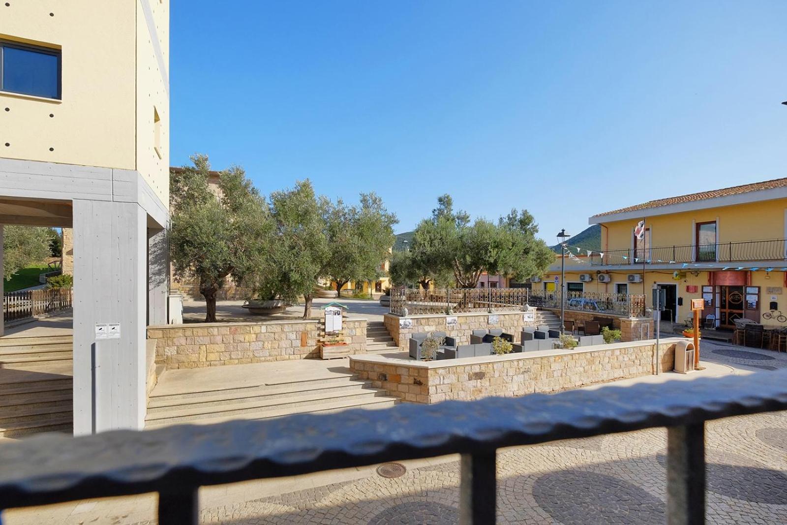 Su Nuraghe Hotell SantʼAnna Arresi Exteriör bild