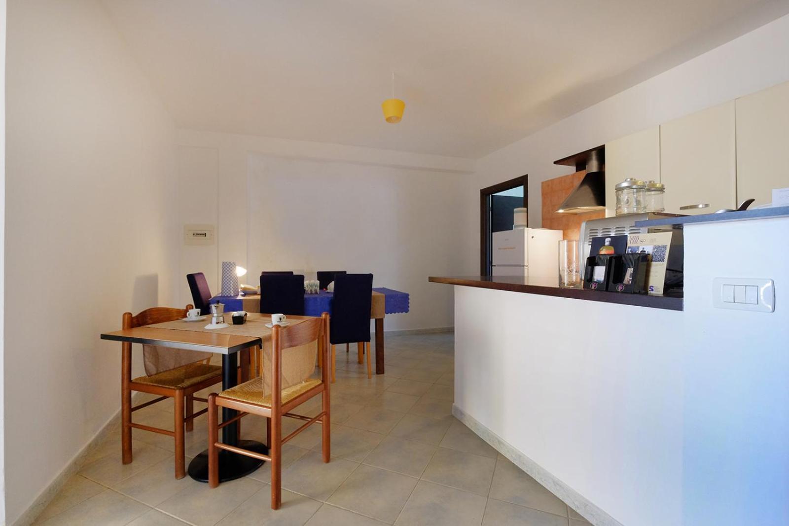 Su Nuraghe Hotell SantʼAnna Arresi Exteriör bild