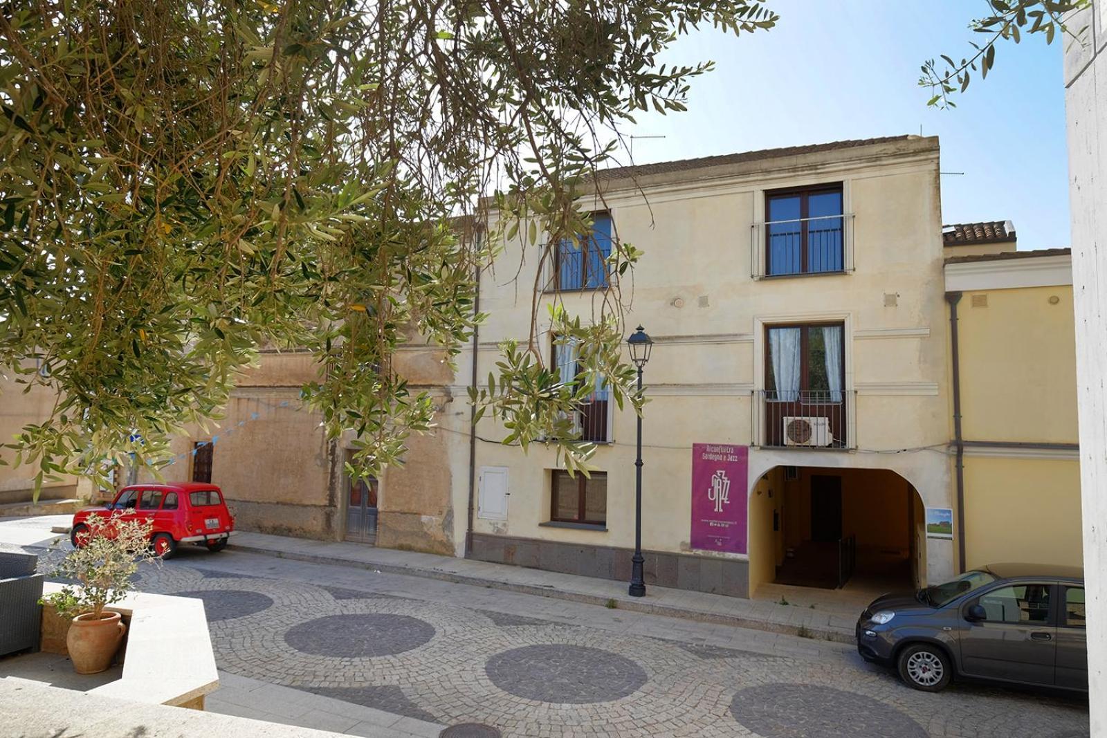 Su Nuraghe Hotell SantʼAnna Arresi Exteriör bild